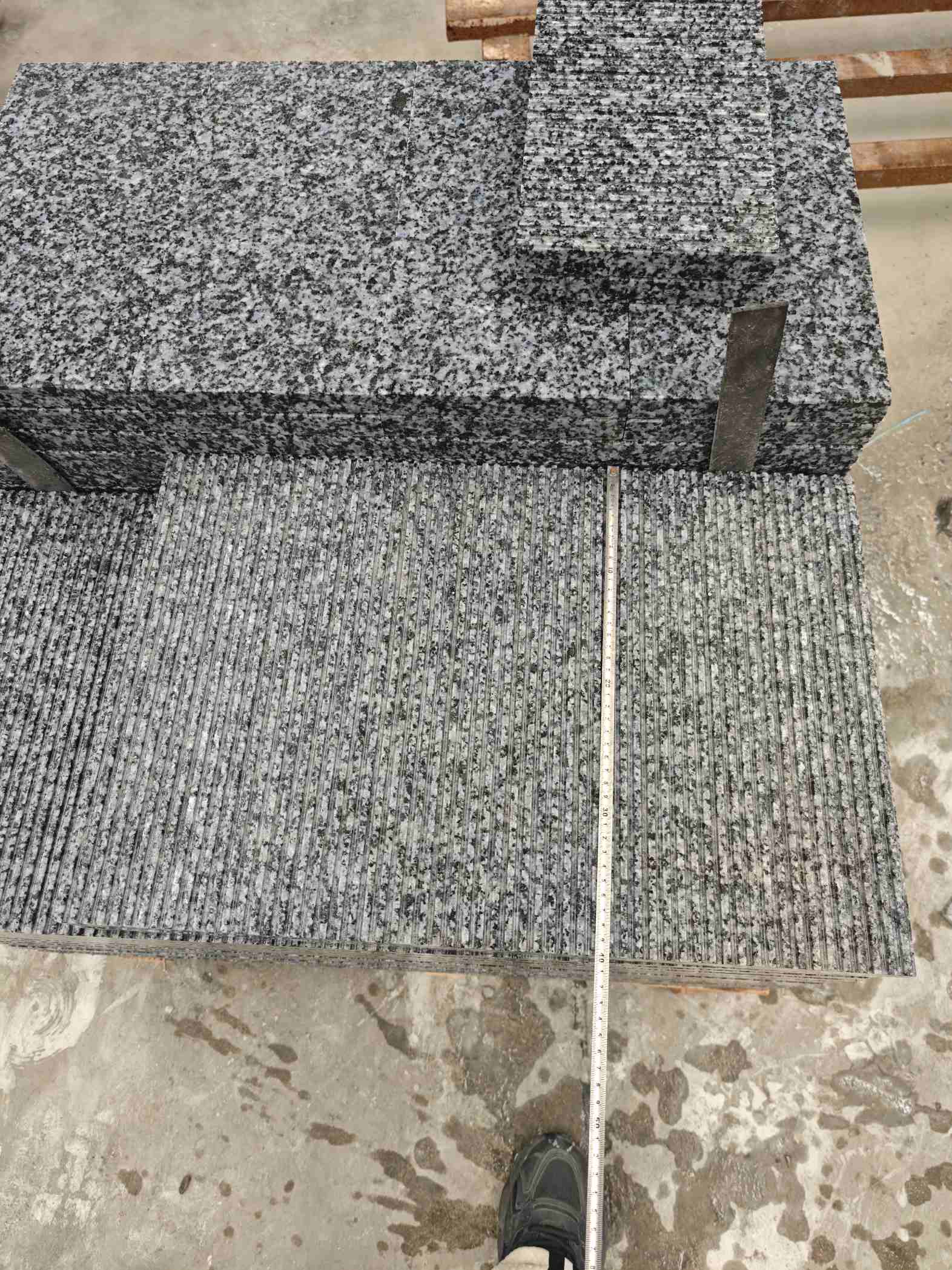 贺州芝麻黑拉丝面