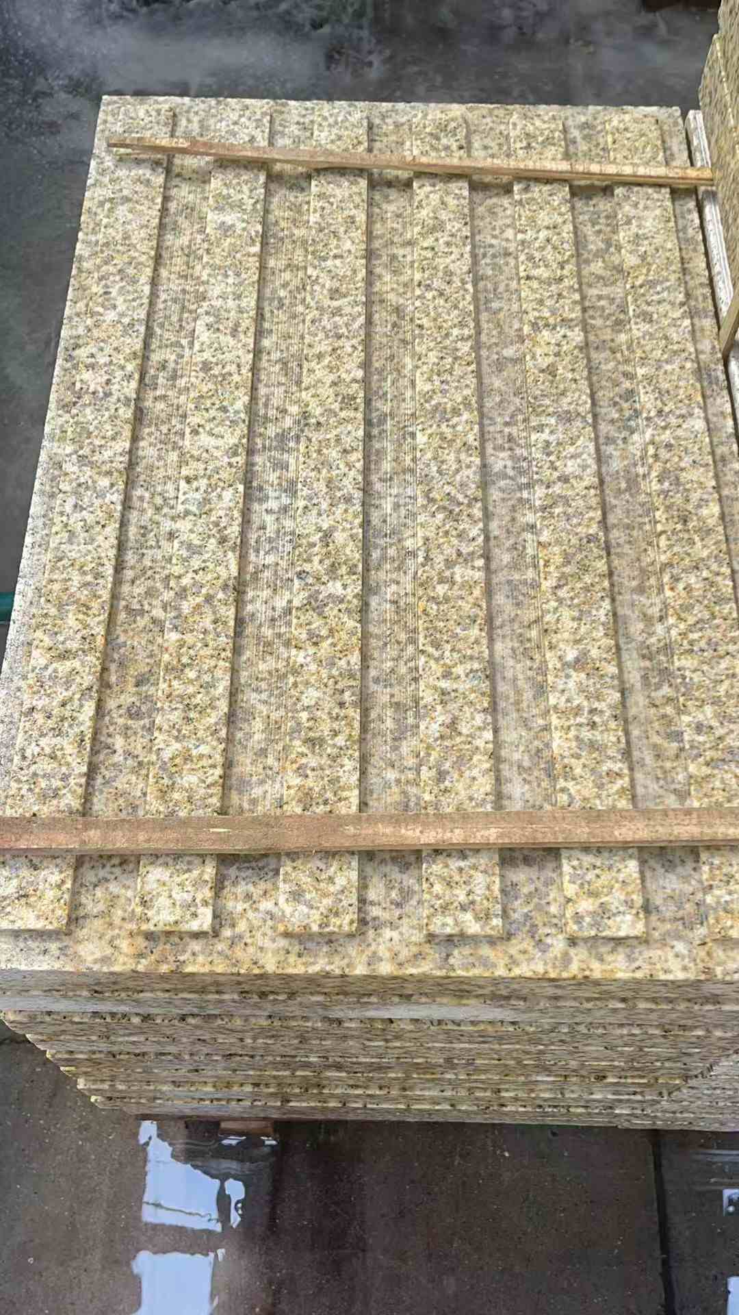 贺州黄金麻盲道 石材盲道