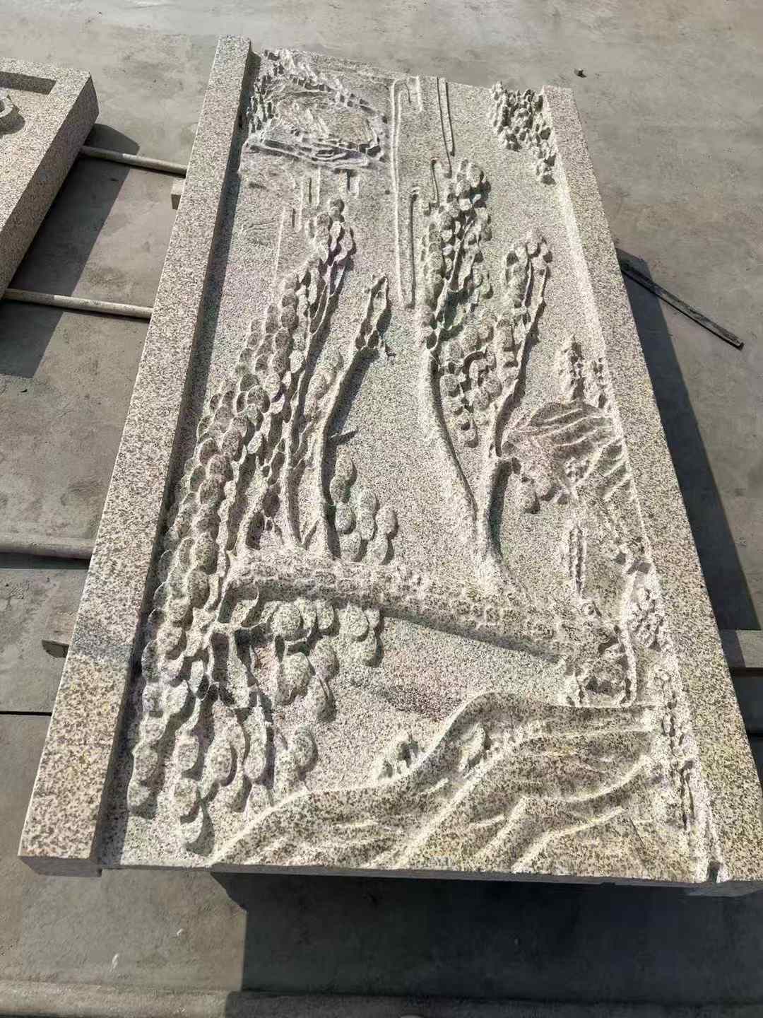 贺州黄金麻别墅雕刻版 别墅私人定制